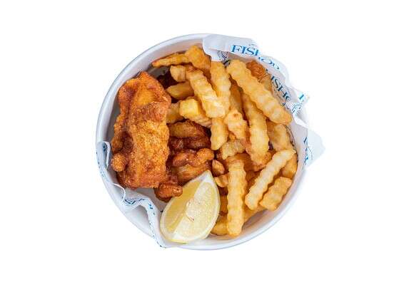 פיש אנד צ'יפס - שרונה מרקט // צילום: אלעד ברמי